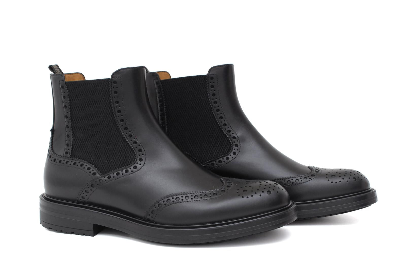 Stivaletto con elastico stile inglese in vitello a fiore nero  e fondo in gomma 166PGBN 994 ROSSI 