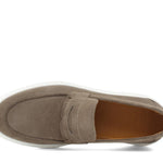 Mocassino in camoscio colore sabbia con fondo in gomma leggera<BR/> 1470FCOC 293 ROSSI 