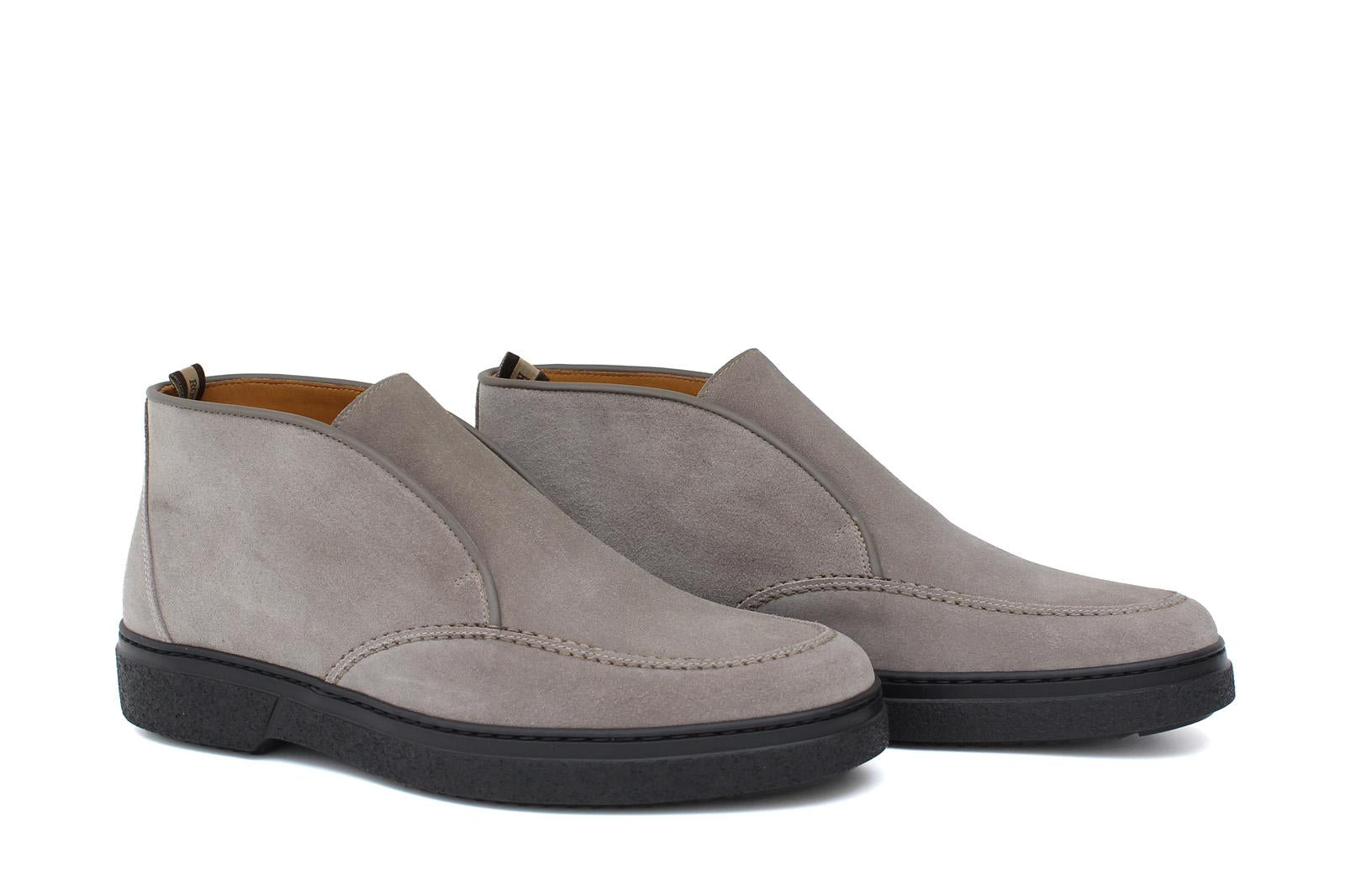 Polacchino con elastico centrale in camoscio ingrassato color roccia e fondo in  gomma leggera 1602PCHSCLO 1042 ROSSI 