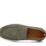 Mocassino slip on in camoscio lavato color verde con fondo in gomma extralight 1470TAVER 74  UN ROSSI 