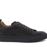 Sneakers in camoscio ingrassato colore carbone con fondo in gomma 872HSCAR 20  UN ROSSI 