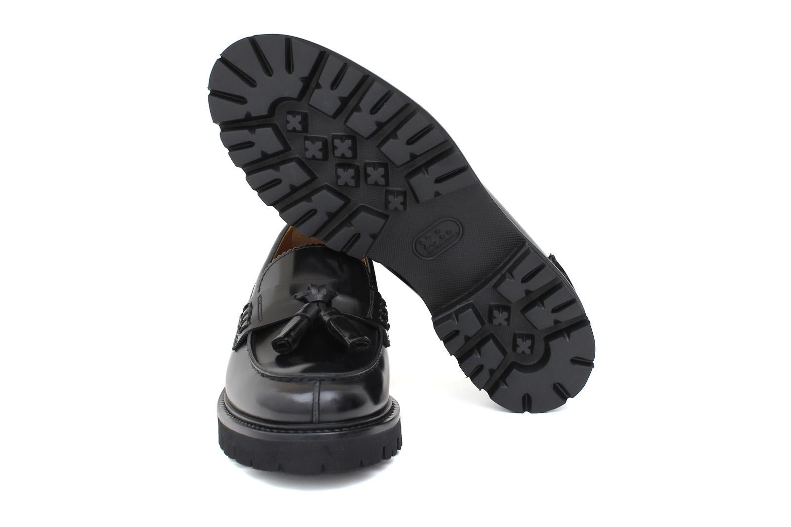 College donna stile inglese in vitello spazzolato nero  con fondo in gomma leggera D202RCNE 34 ROSSI 