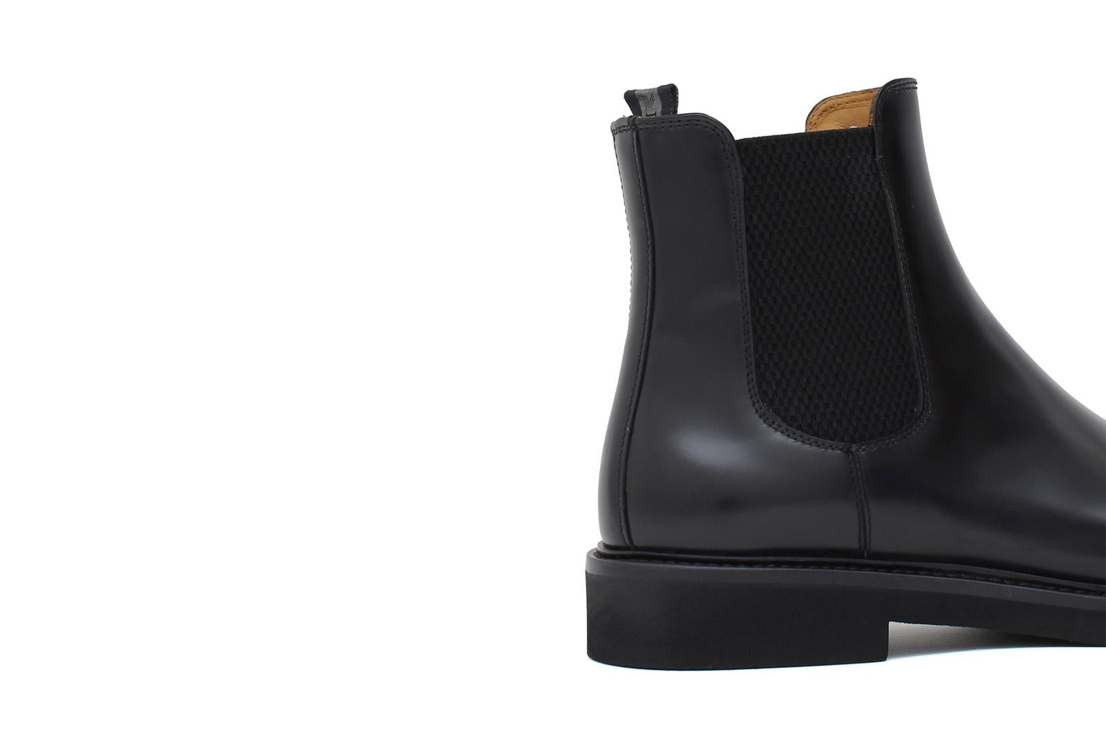 Beatles donna in vitello spazzolato nero con fondo in gomma leggera D220PCNER 23 ROSSI 