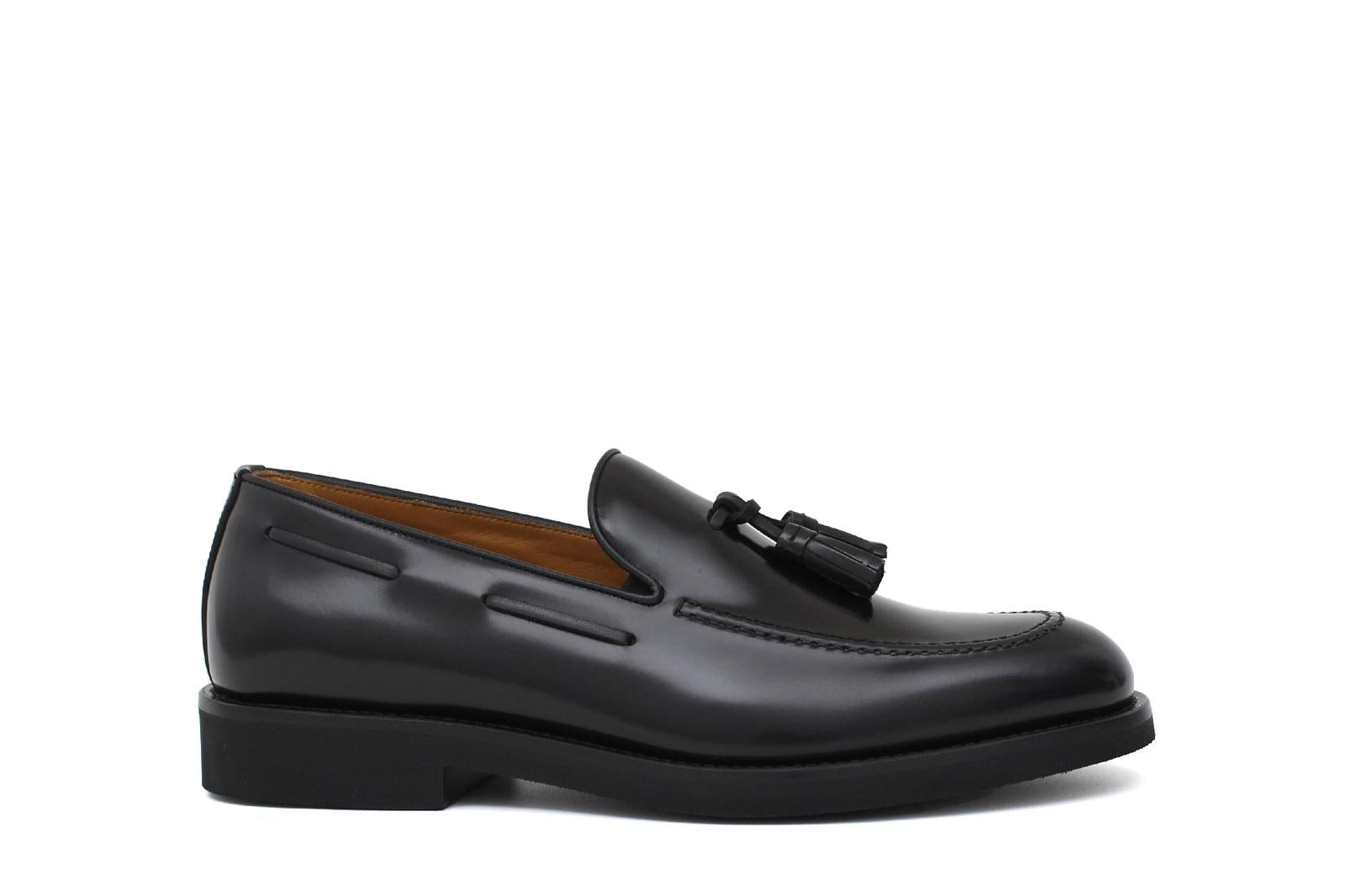 Mocassino sfoderato con mappine in vitello spazzolato nero con fondo in gomma leggera 7637CHNE 999 ROSSI 