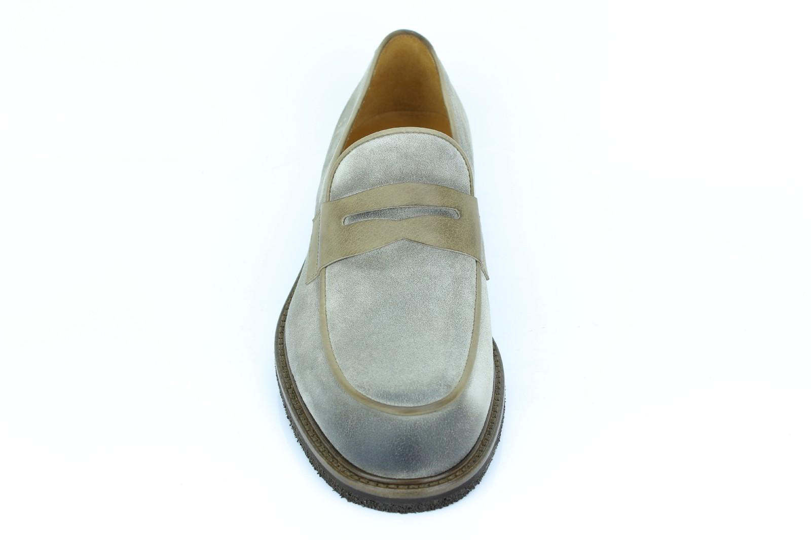 Mocassino in camoscio anticato color roccia con fondo in gomma leggera cucita 7631RUSCL 504 ROSSI 