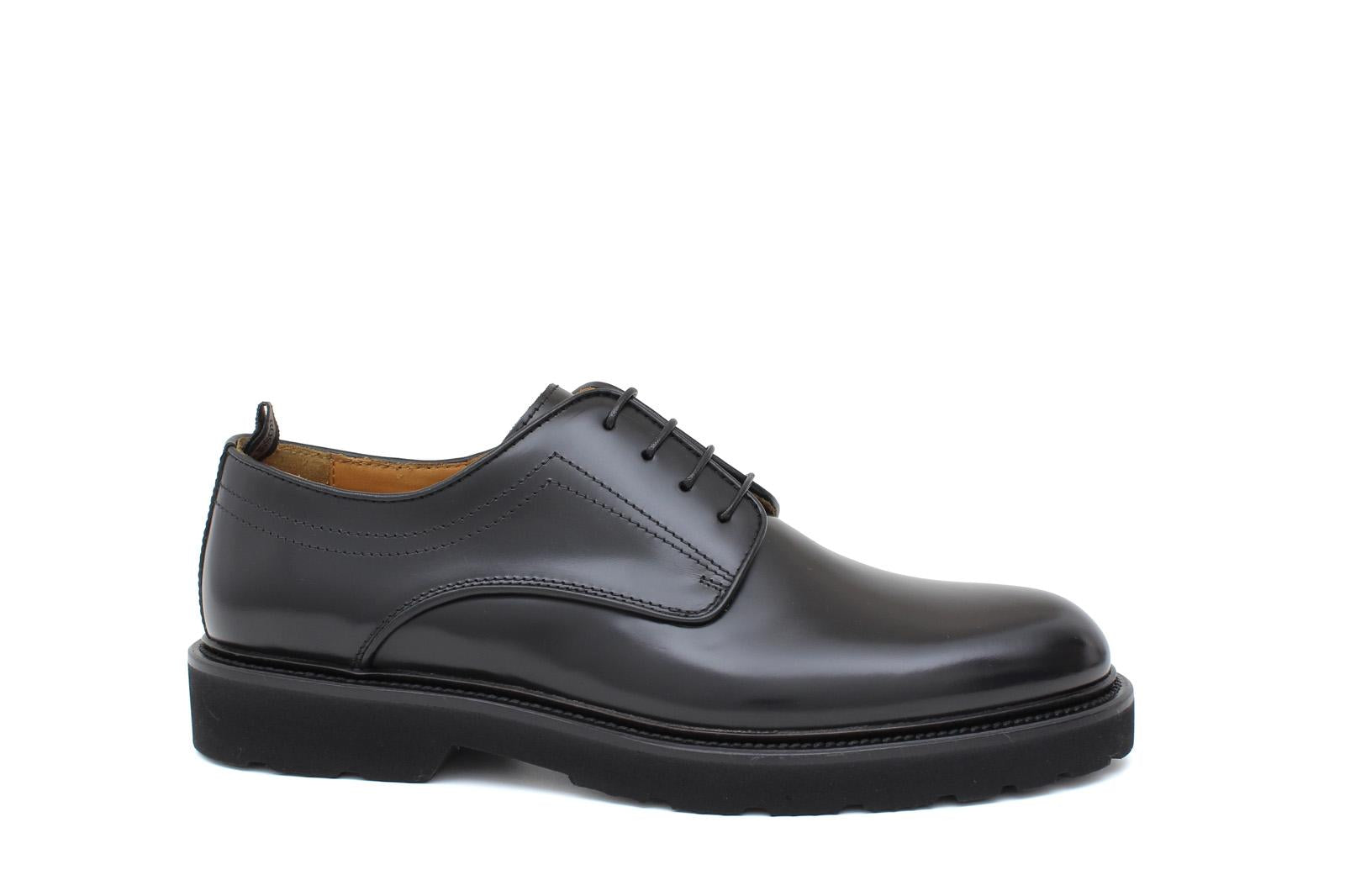 Derby in vitello spazzolato nero con fondo in gomma leggera 1279CALNE 297 ROSSI 