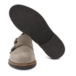 Monkstrap in camoscio color tortora con fondo in gomma poraosa cucita 8707FLOC 48 ROSSI 