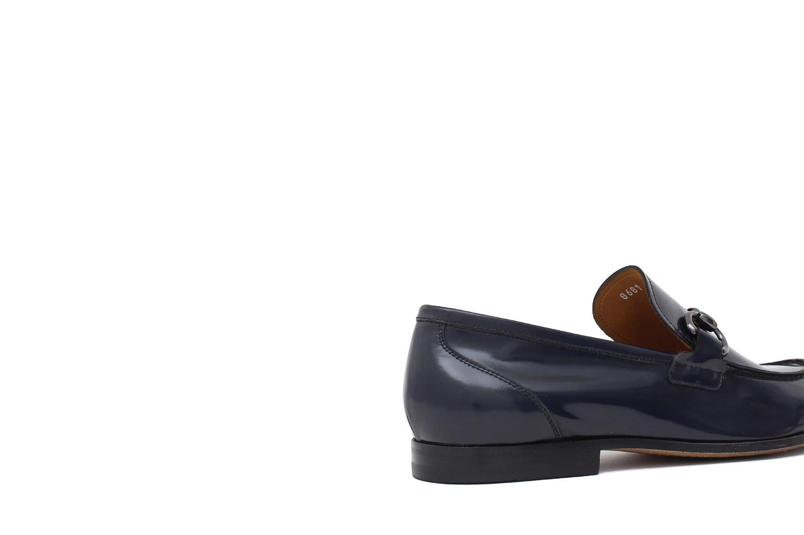 Mocassino con accessorio in vitello sfoderato blu con fondo in cuoio antiscivolo cucito blake 8681IABLU 373 ROSSI 