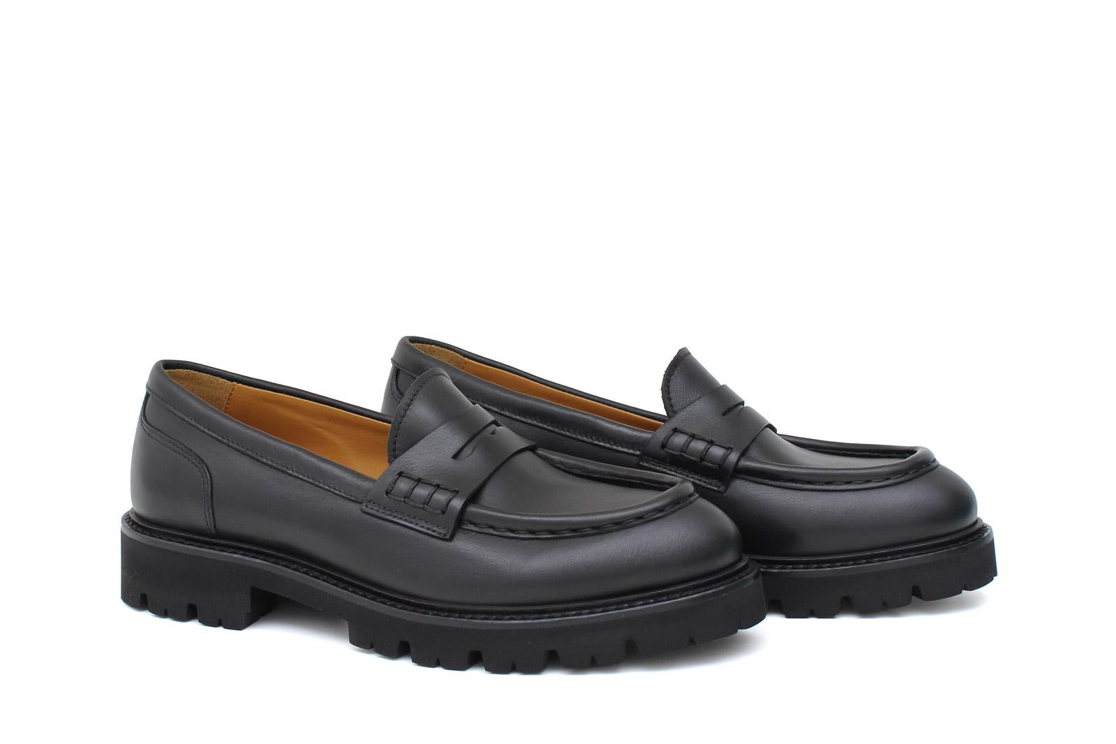 Mocassino donna stile ingegnere in vitello naturale nero e fondo in gomma leggera D212VANE 9 ROSSI 