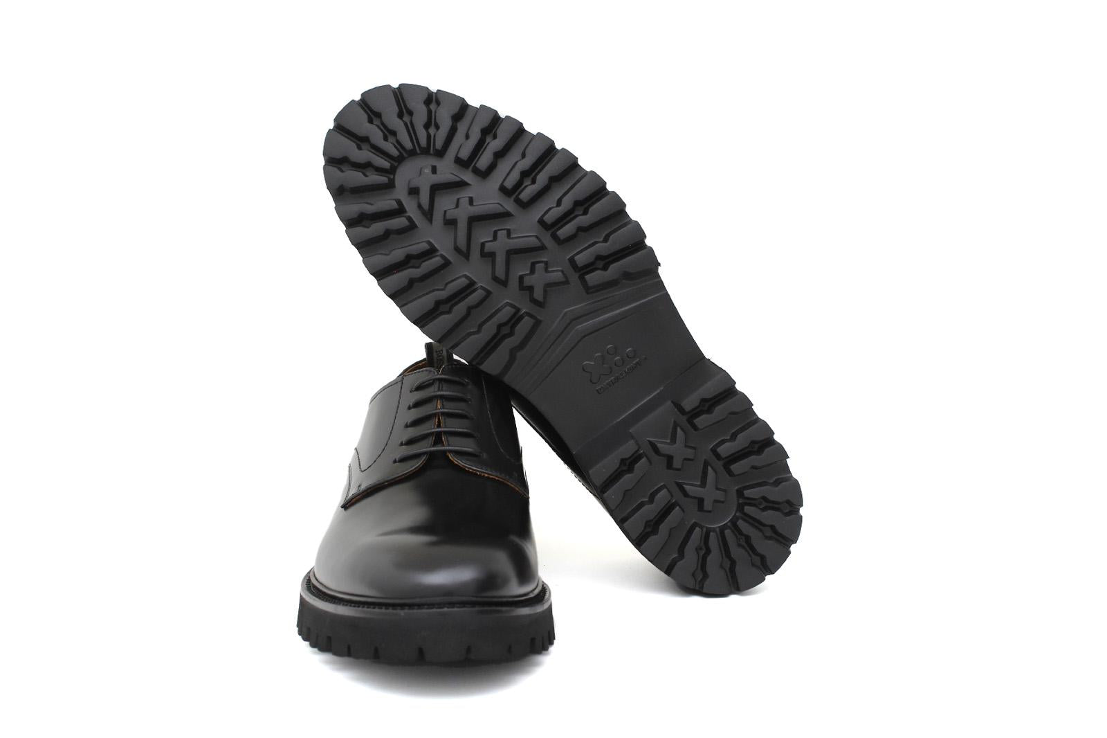 Derby liscio in vitello spazzolato nero con fondo in gomma leggera 455CNE 183 ROSSI 