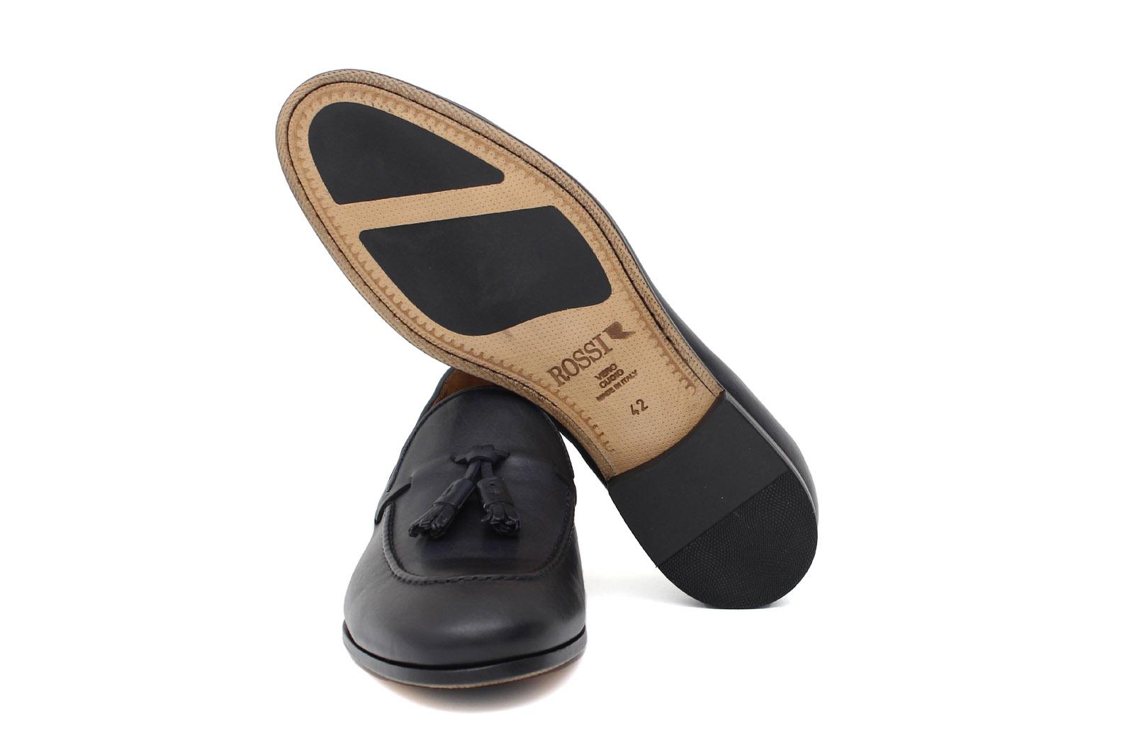 Mocassino con mappine a sacchetto intero in vitello naturale blu con fondo cuoio antiscivolo cucito 8683MADBLU 1029 ROSSI 