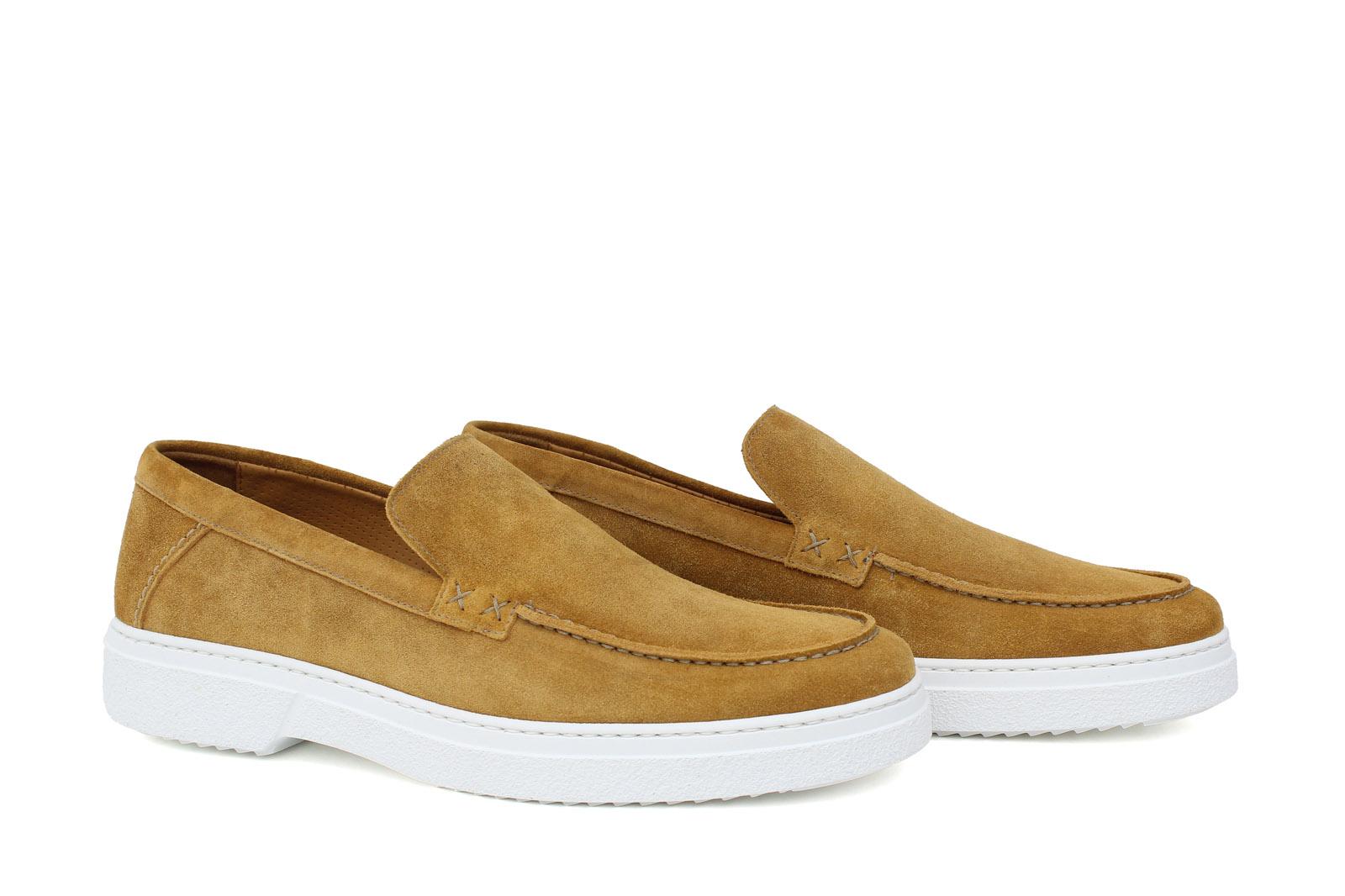 Mocassino in camoscio colore ocra con fondo in gomma leggera 1081SILMOS 1113 ROSSI 