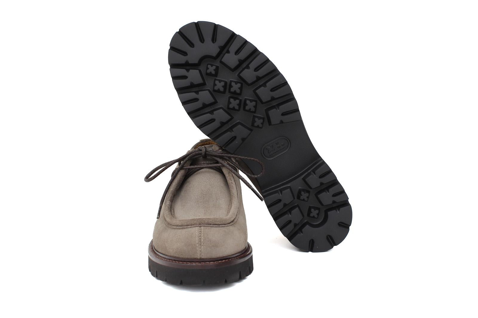 Stringata donna stile ingegnere in suede color sabbia  con fondo in gomma leggera D211HSBIS 21 ROSSI 