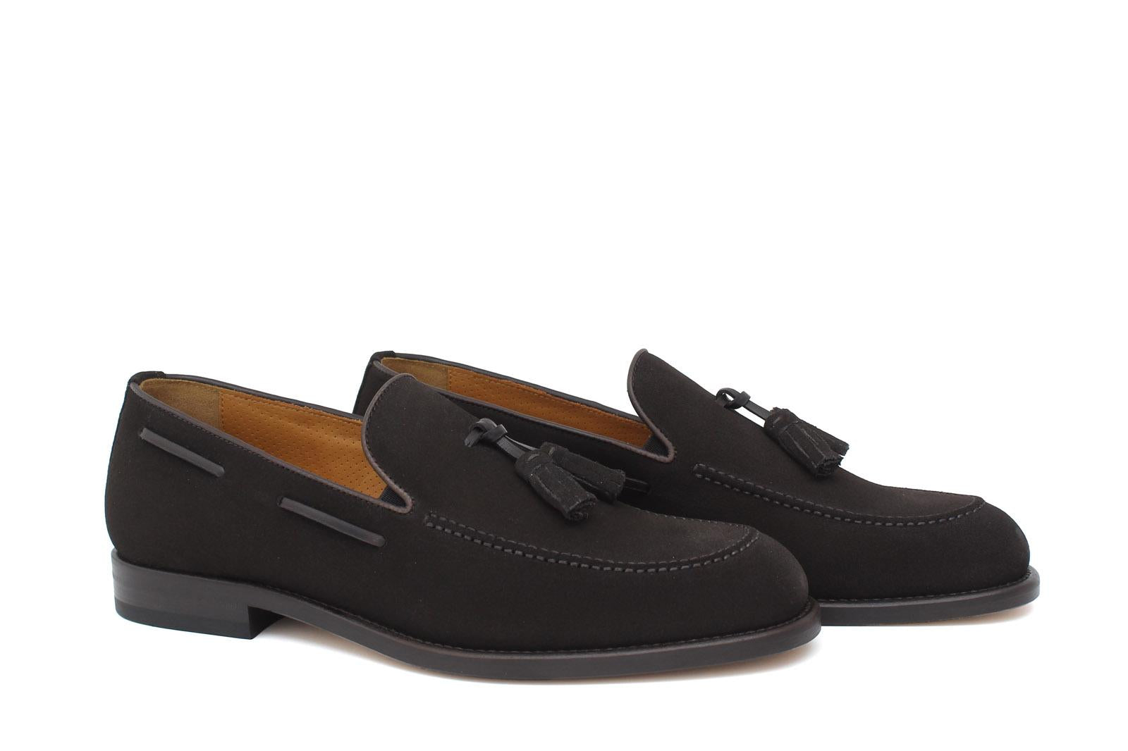 Mocassino con nappine in camoscio testa di moro e fondo cuoio antiscivolo 7393CCRIM 42 ROSSI 