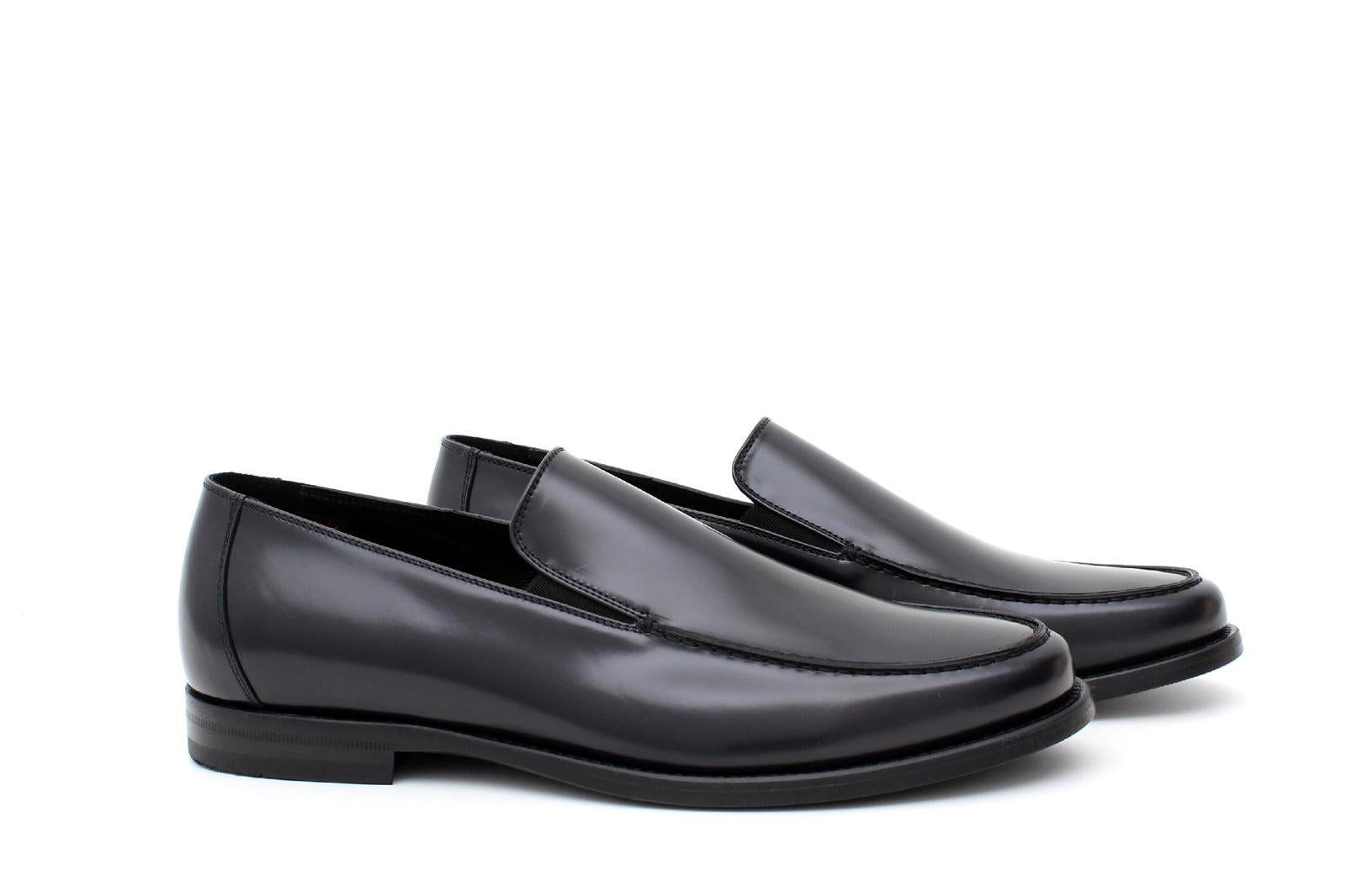 Mocassino in vitello spazzolato blu scuro e fondo in cuoio 6835TIBLU 262 ROSSI 
