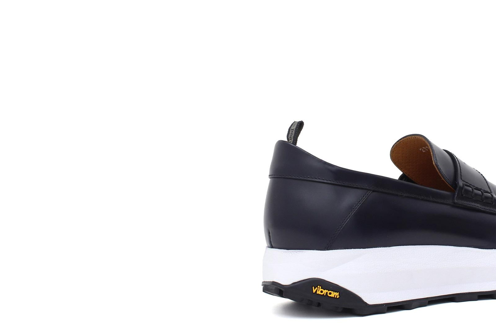 Mocassino sportivo in vitello spazzolato blu con fondo vibram leggero 277CB 20 ROSSI 
