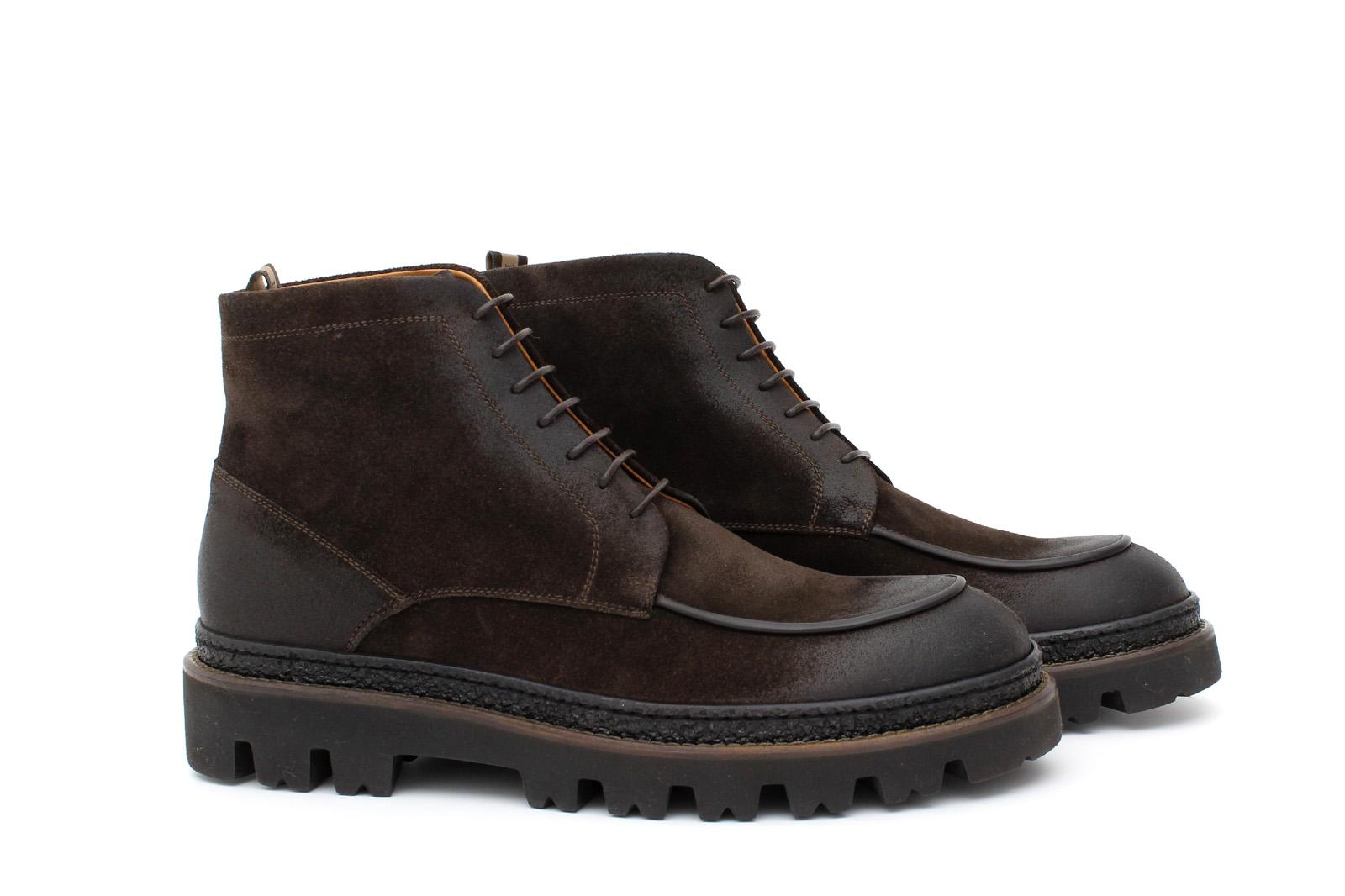 Stivaletto stringato in camoscio ingrassato testa di moro e fondo in gomma leggera 119PHQ 971 ROSSI 