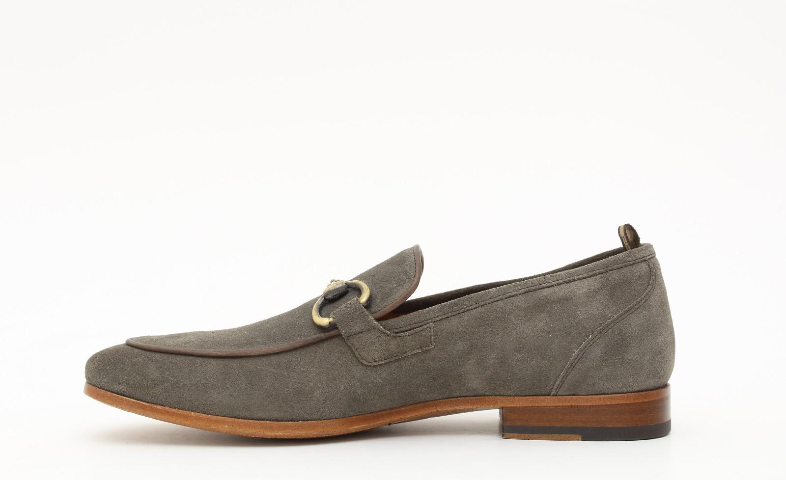 Mocassino con accessorio in camoscio sabbia e fondo in cuoio cucito 8714SILVBIS 1052 ROSSI 