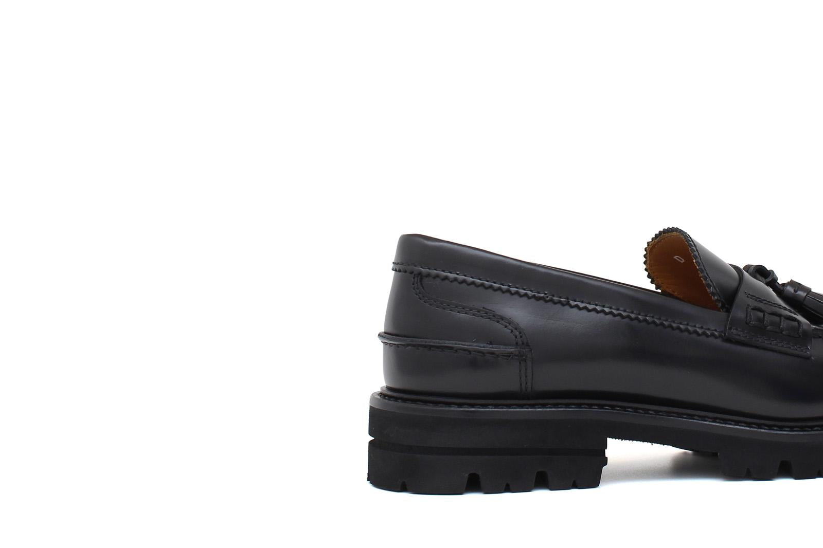 College donna stile inglese in vitello spazzolato nero  con fondo in gomma leggera D202RCNE 34 ROSSI 