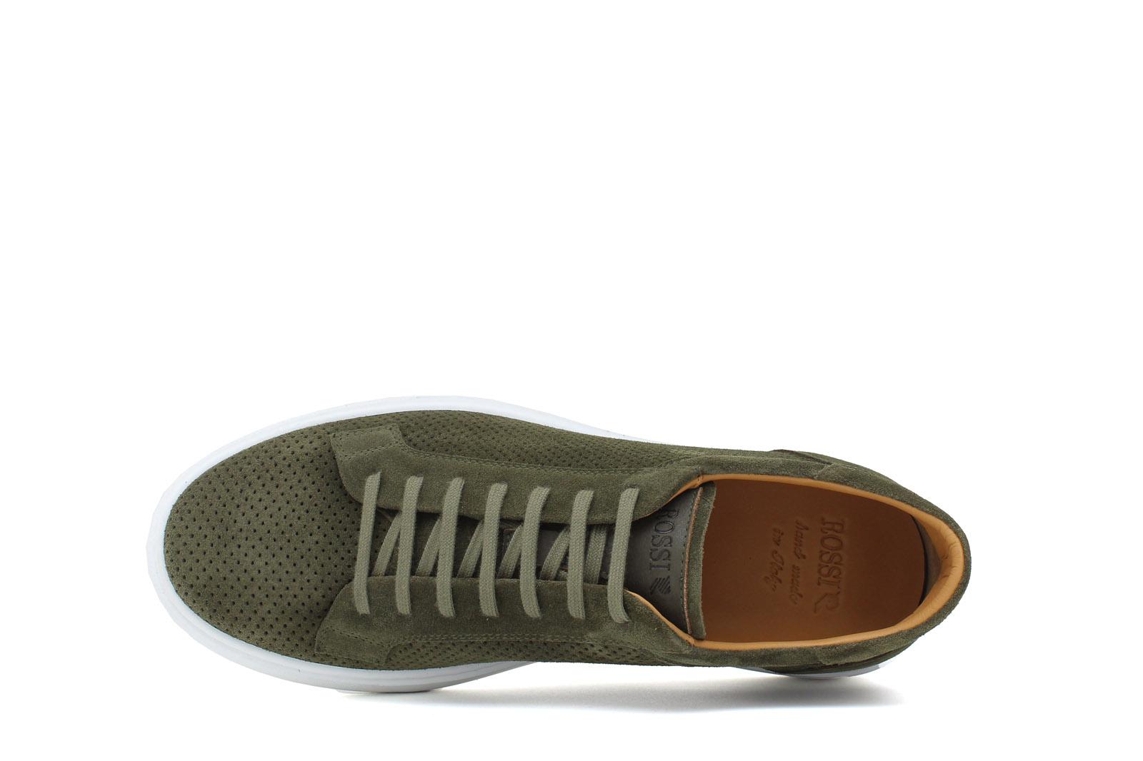 Sneaker in camoscio traforato color verde e fondo in gomma leggera 326FAVER 277  UN ROSSI 