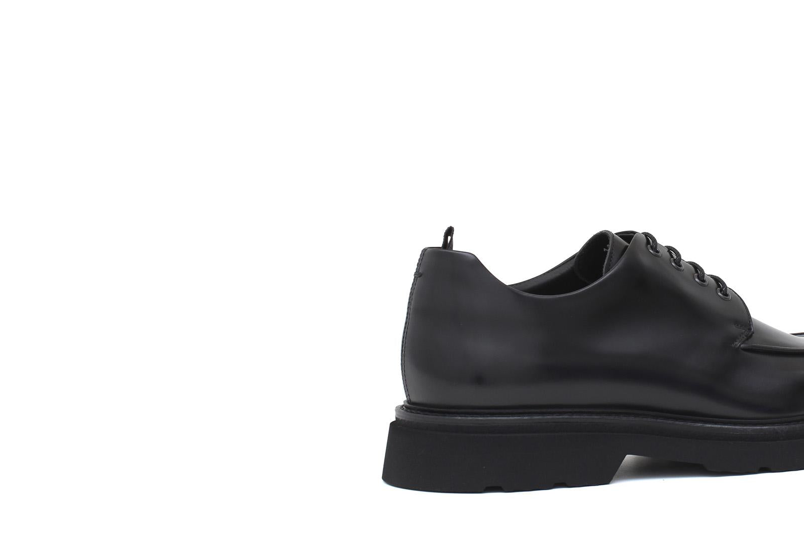 Derby in vitello spazzolato nero con fondo in gomma leggera 1203CALFN 607 ROSSI 