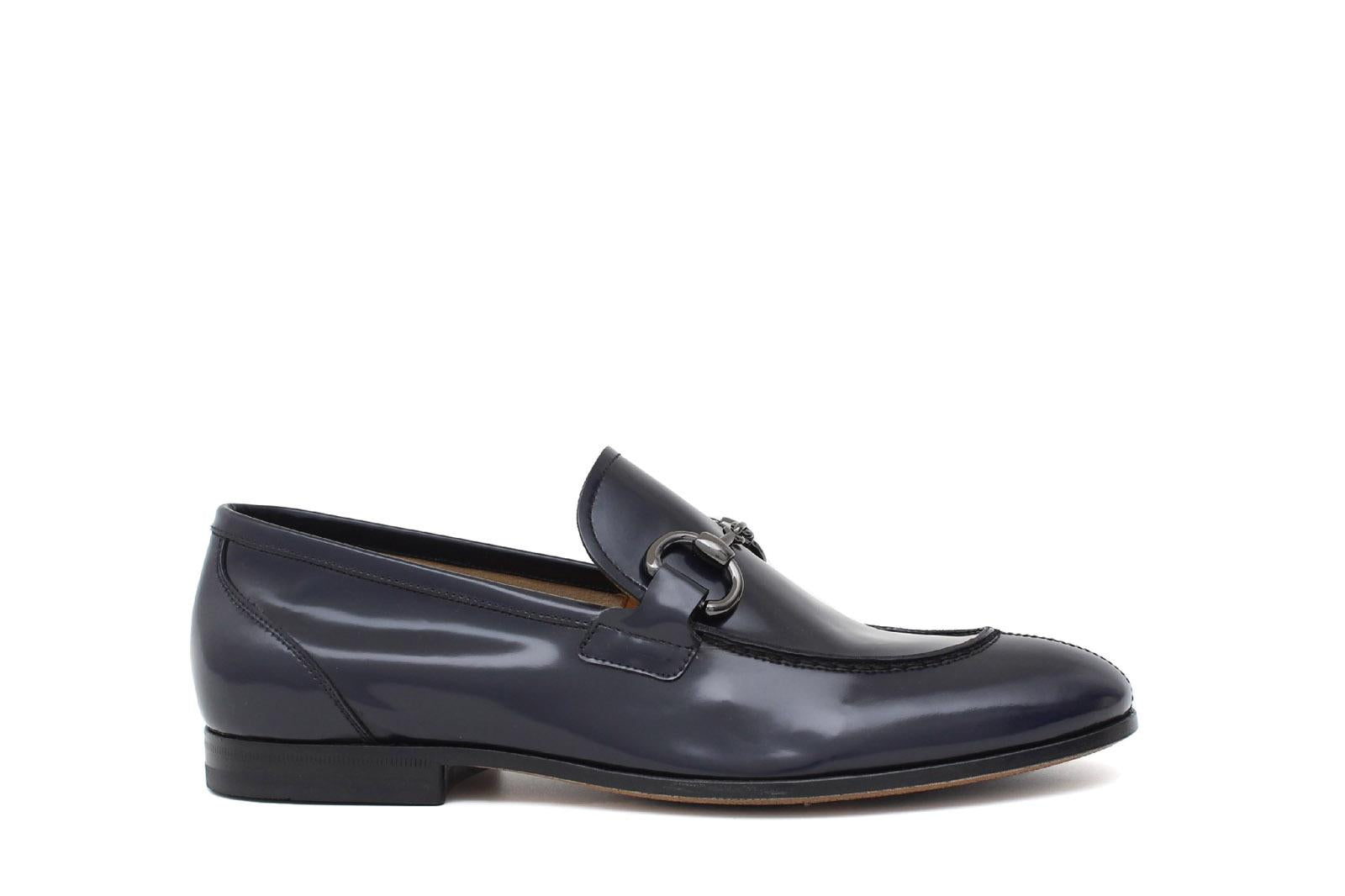 Mocassino con accessorio in vitello sfoderato blu con fondo in cuoio antiscivolo cucito blake 8681IABLU 373 ROSSI 