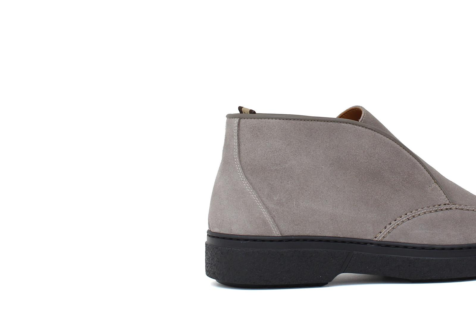 Polacchino con elastico centrale in camoscio ingrassato color roccia e fondo in  gomma leggera 1602PCHSCLO 1042 ROSSI 